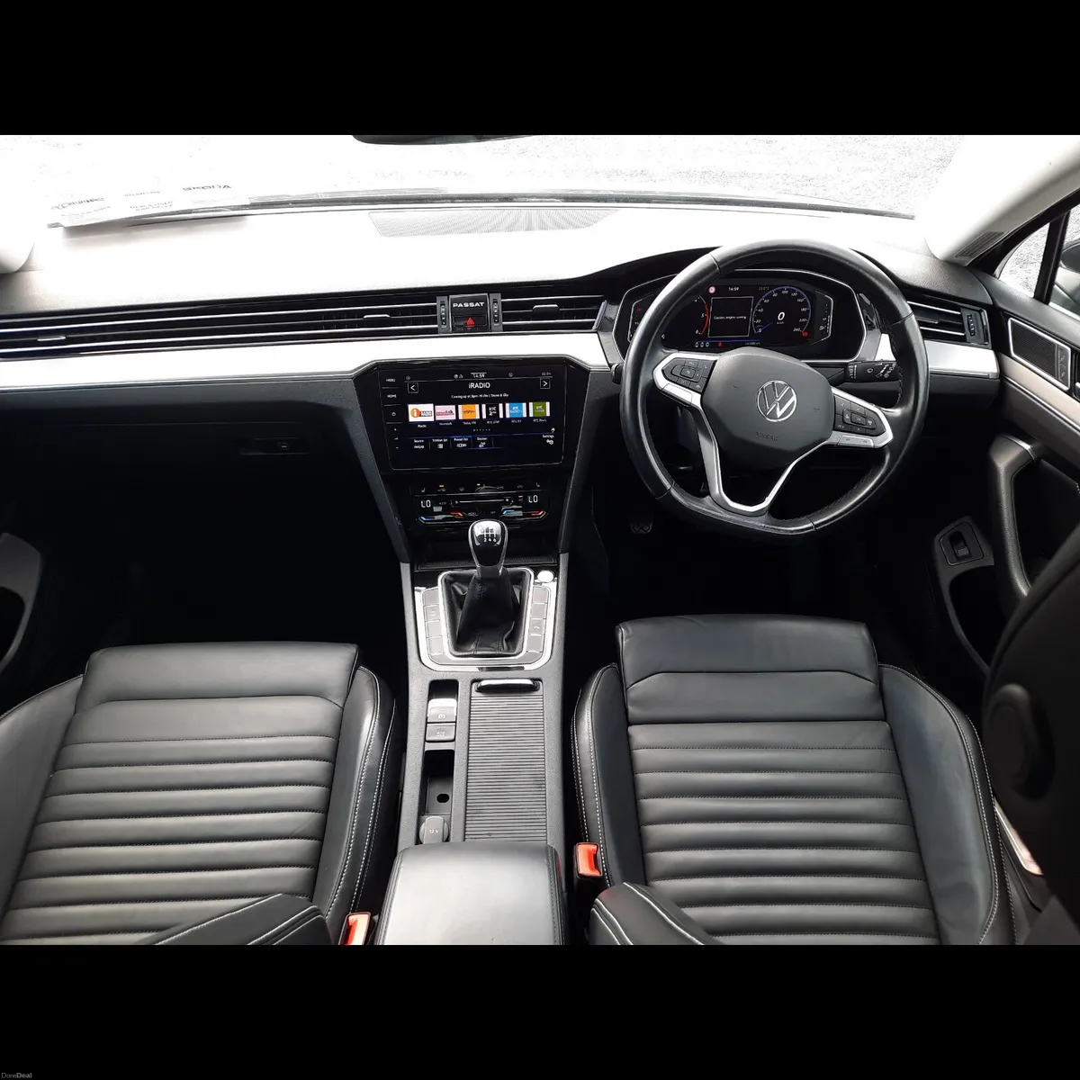 2022 Volkswagen Passat 2.0 TDI - Image 4