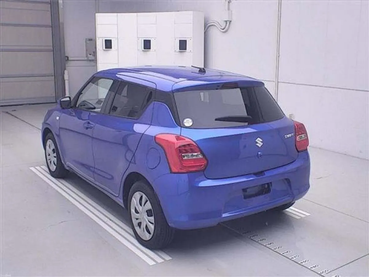 Suzuki Swift XG - Image 2