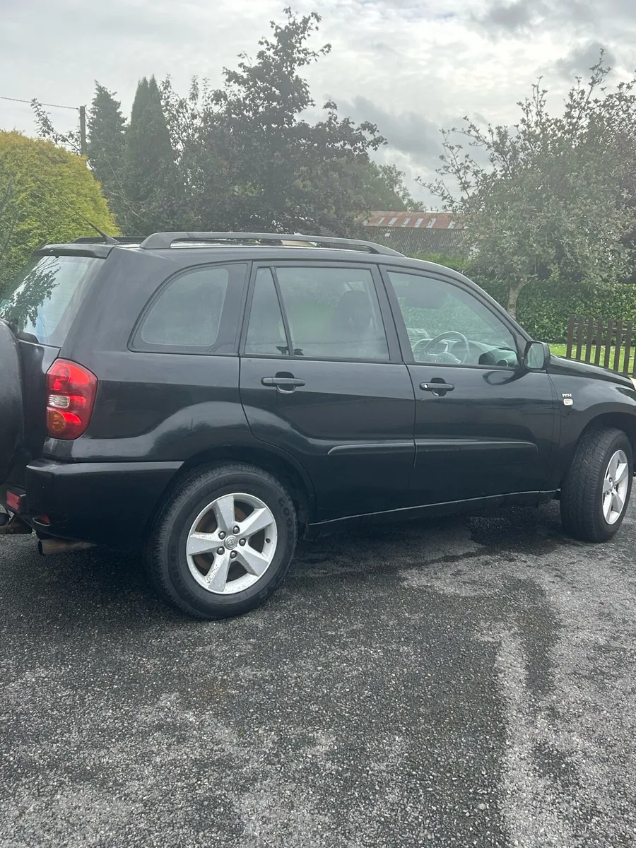 Toyota RAV4 - Image 5