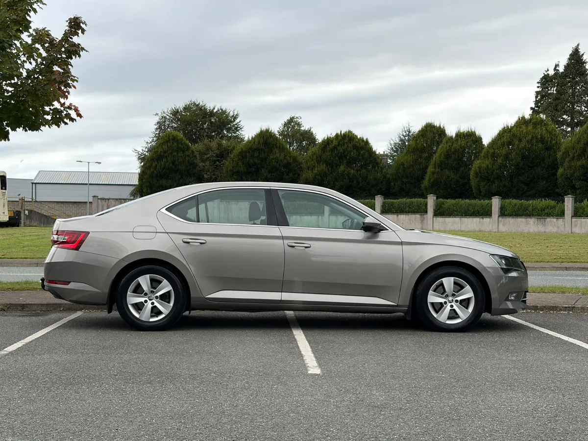 2019 Skoda Superb Ambition 2.0 TDI - Image 3
