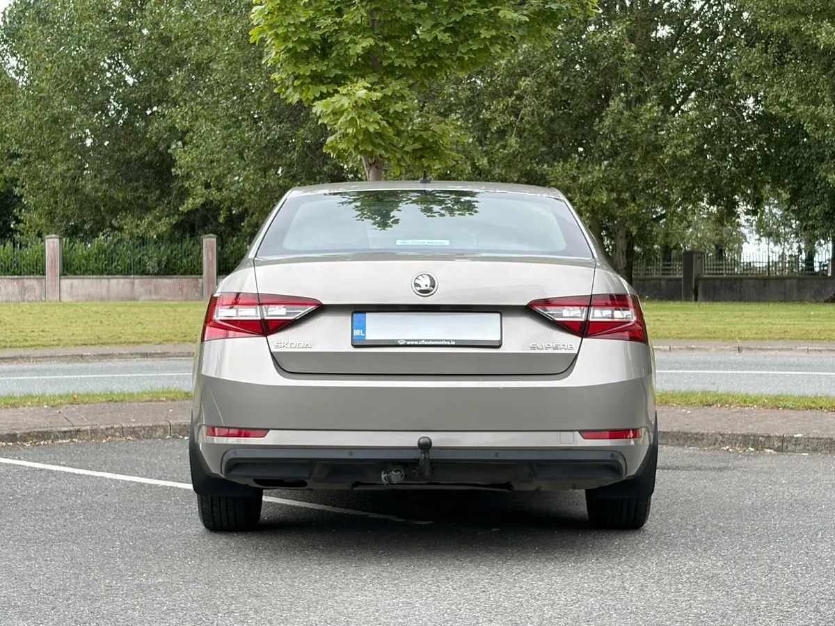 2019 Skoda Superb Ambition 2.0 TDI - Image 6