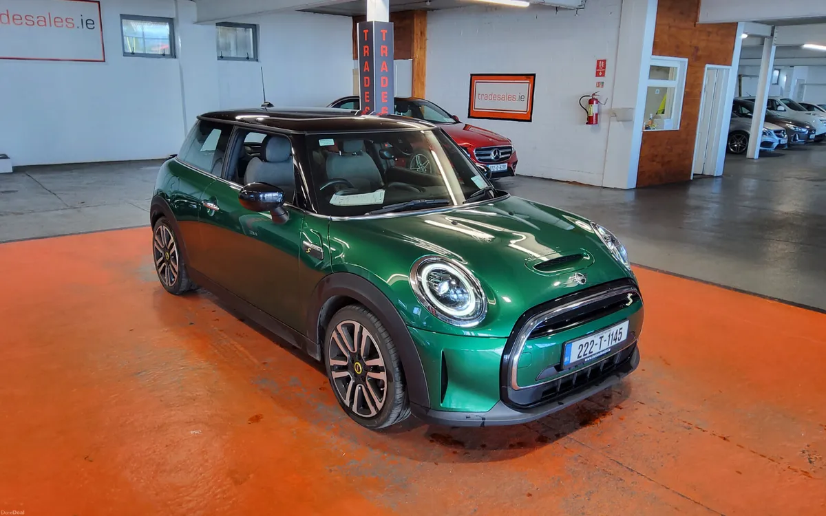 Mini Cooper 2022 - Image 2