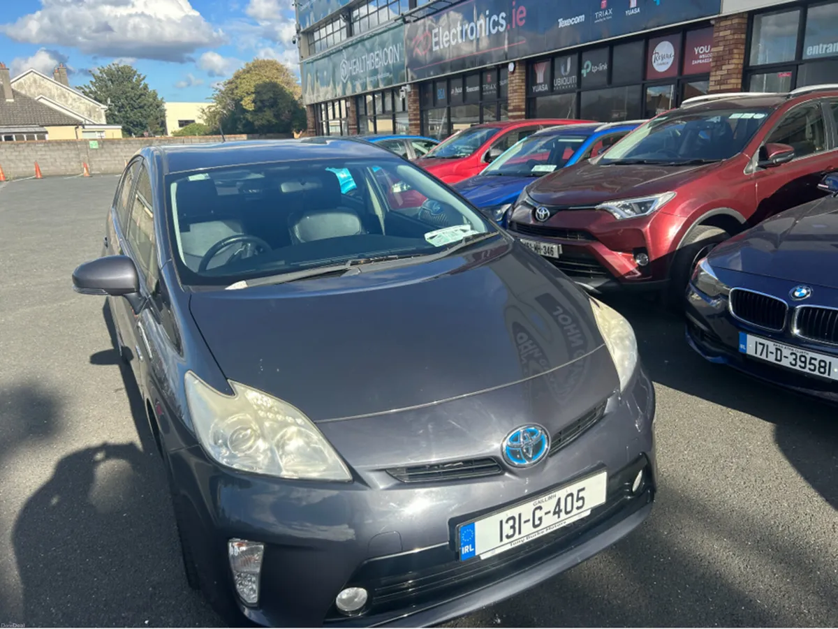 Toyota Prius HYBRID LUXURY //IRISH CAR///TINY KLMS - Image 3