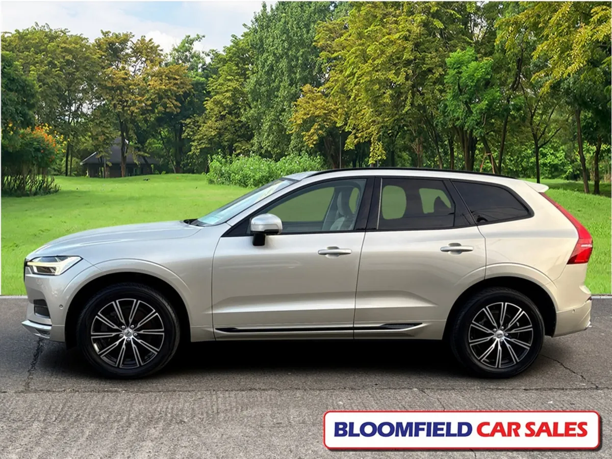 Volvo XC60 2.0D INSCRIPTION, PAN-ROOF // LOW MILEA - Image 4