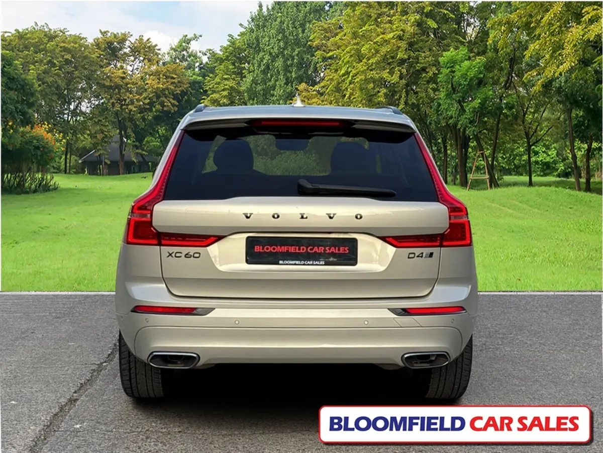 Volvo XC60 2.0D INSCRIPTION, PAN-ROOF // LOW MILEA - Image 6