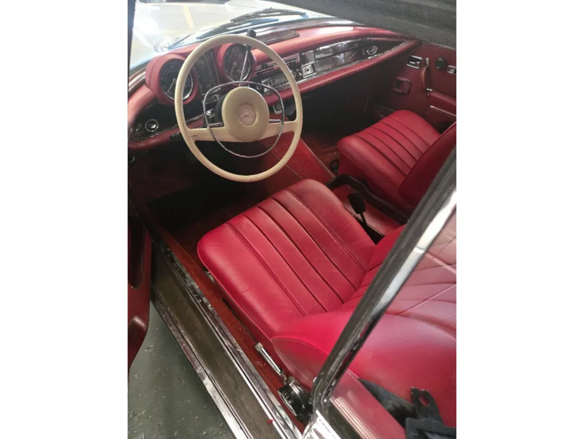 Mercedes-Benz 280 280 SEB COUPE  // SPORTS COUPE - Image 3