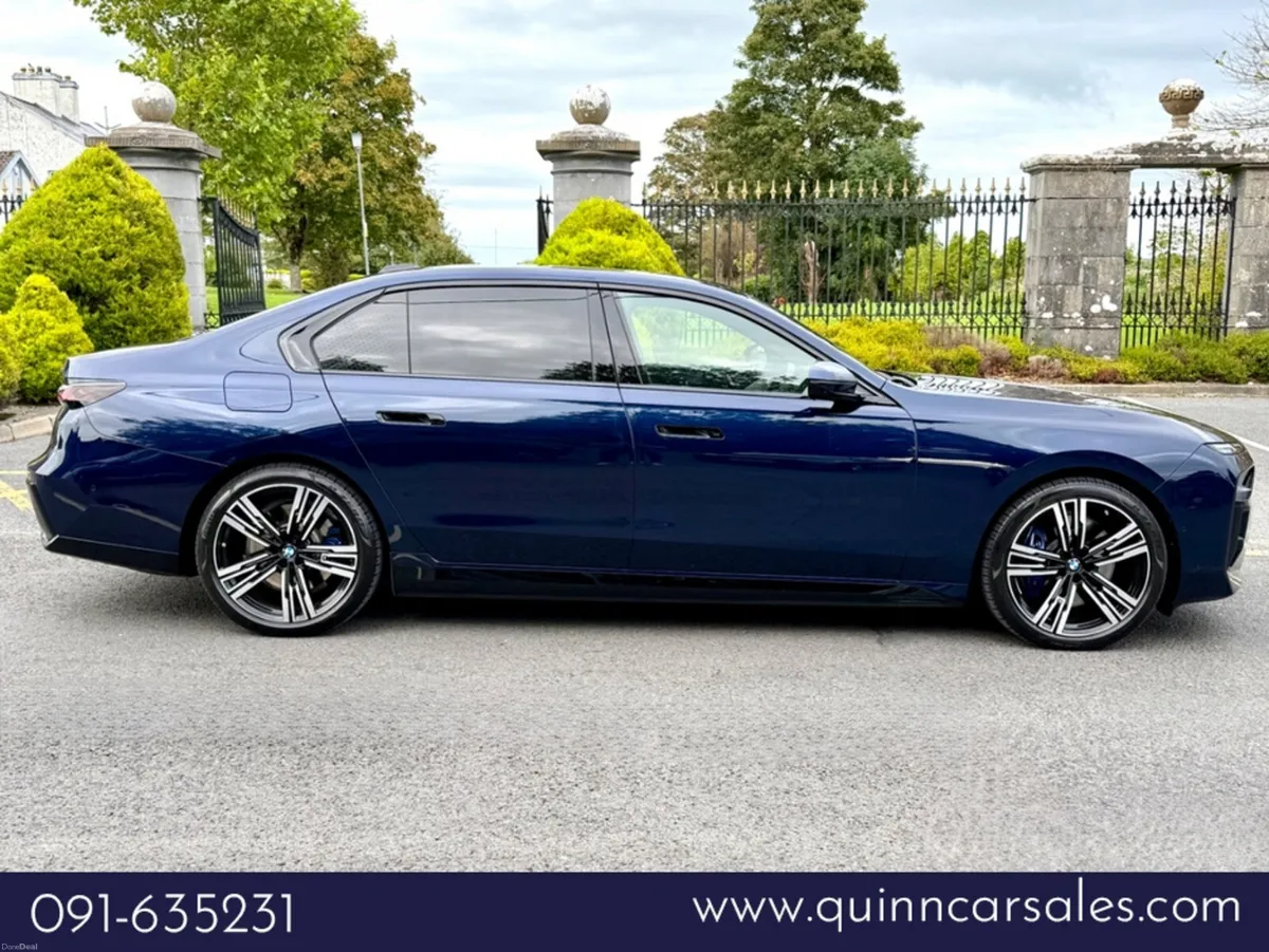 BMW i7 50 M-SPORT AUTO E-DRIVE - Image 2