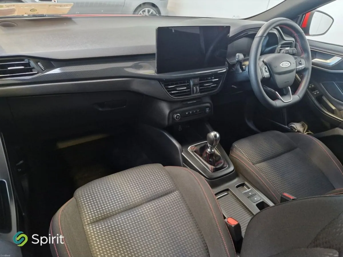 Ford Focus 1.0L EcoBoost 125PS ST-Line **Call Jona - Image 4