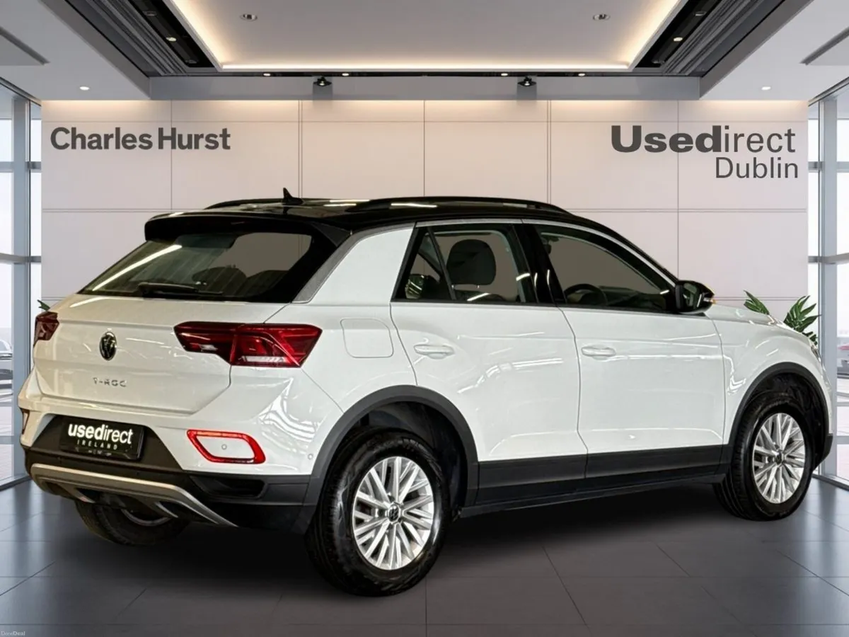 Volkswagen T-Roc   Life  1.5 TSi 150 DSG  Auto Sta - Image 2