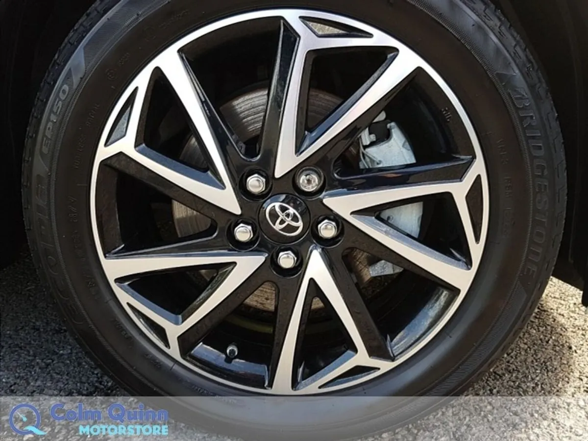 Toyota Yaris 1.5 HEV Luna - Automatic - Keyless En - Image 5