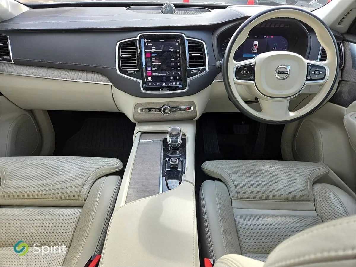 Volvo XC90 T8 Ultimate Plug In Hybrid - Image 4