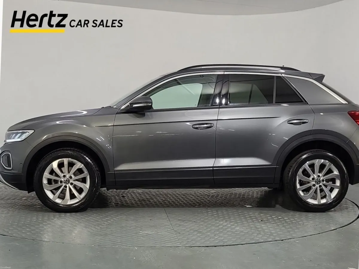 Volkswagen T-Roc SPEC ED Petrol Manual - Image 2