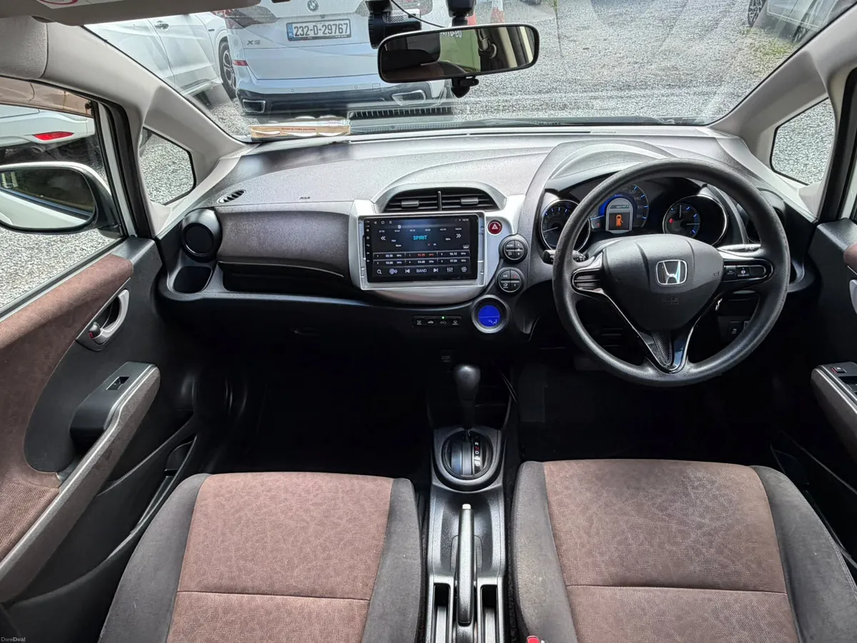 Honda Shuttle 2015 1.3 Hybrid  Straight Sale - Image 5