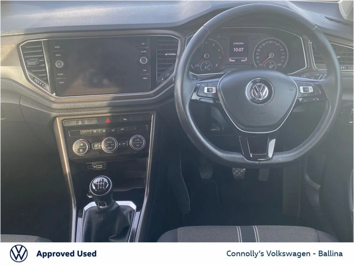 Volkswagen T-Roc 1.0 TSI 115bhp Design - Image 2