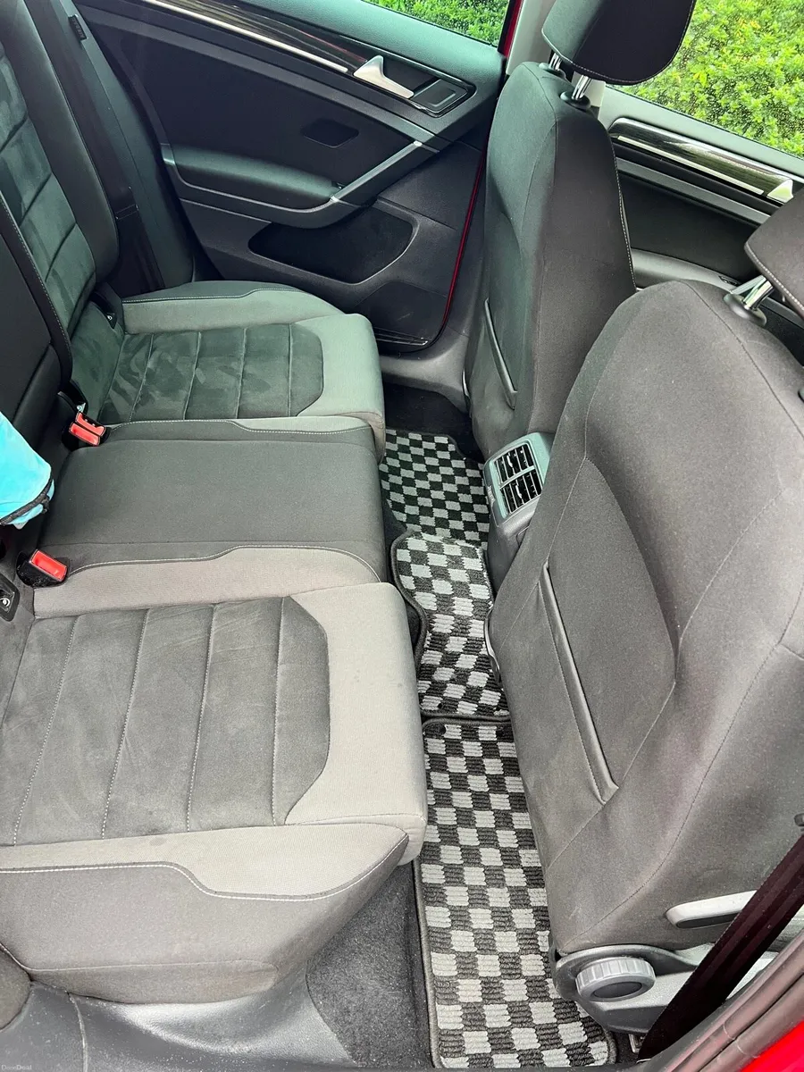 Volkswagen Golf 2018 Highline Automatic 1.4 Petrol - Image 3