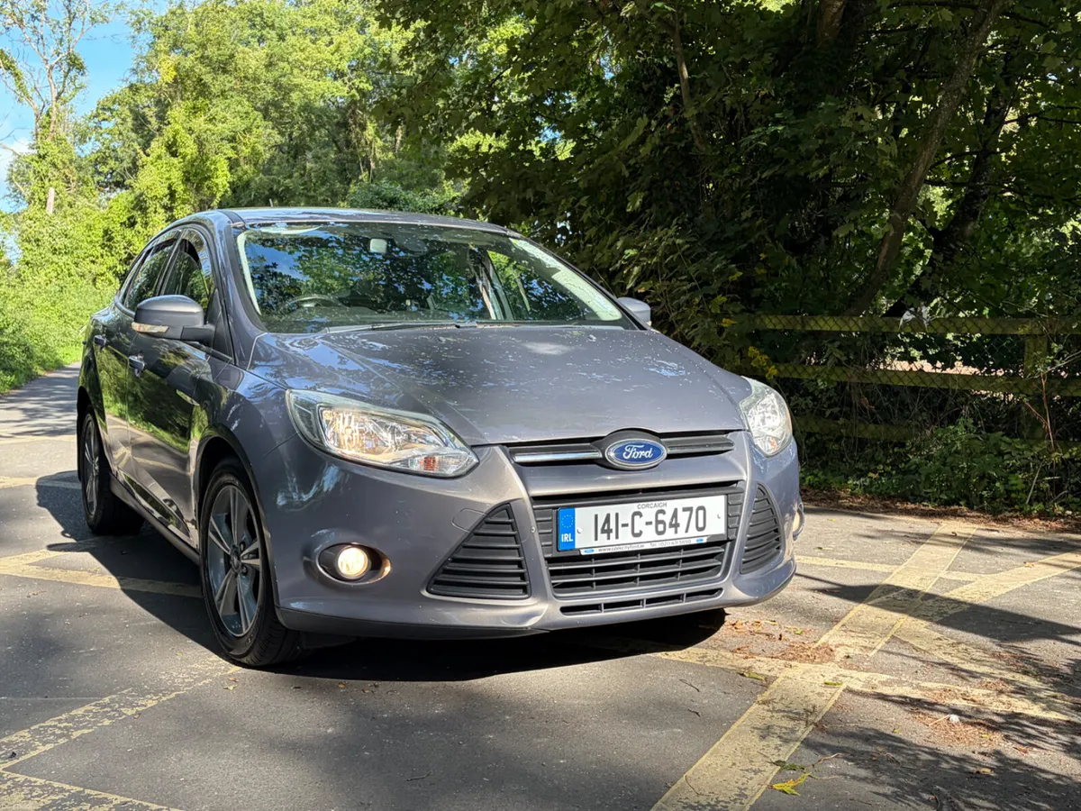 Ford Focus 2014 - Image 2