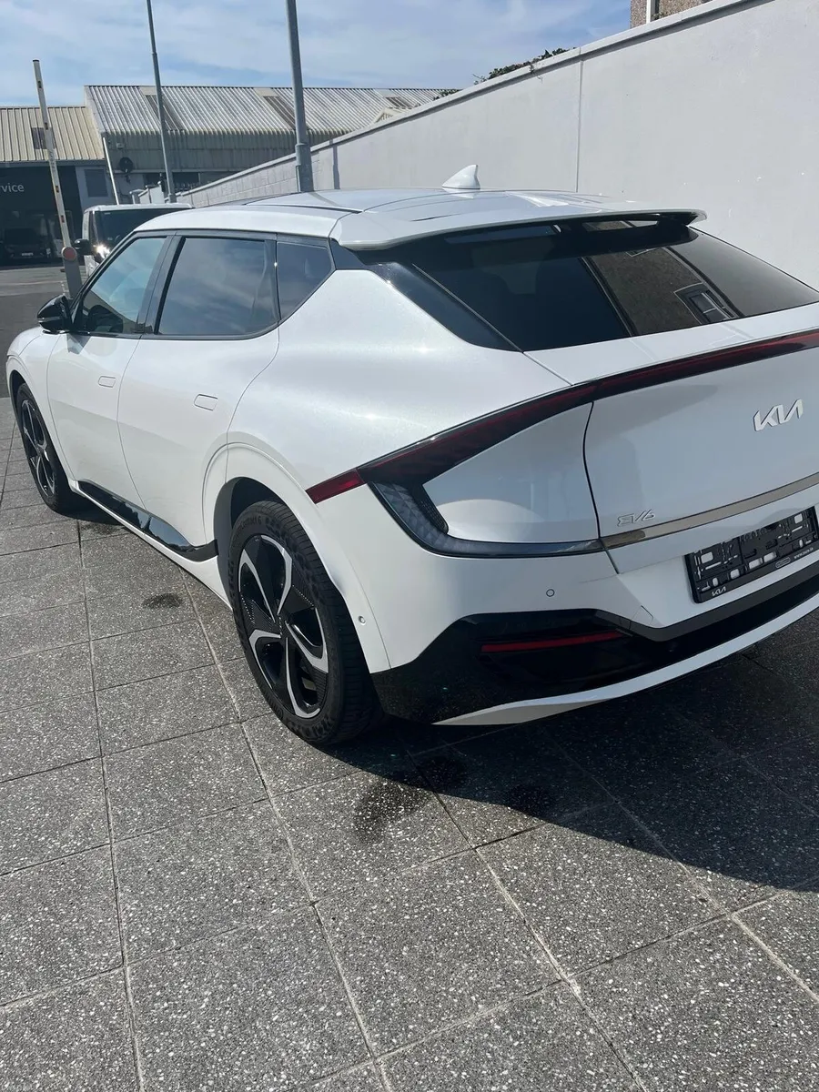 Kia EV6 - Image 6