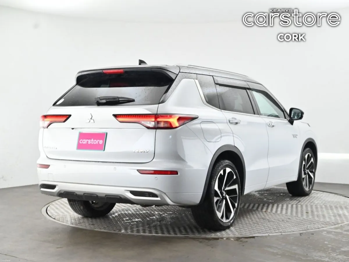 Mitsubishi Outlander PHEV 4WD AUTO HIGH SPEC - Image 5
