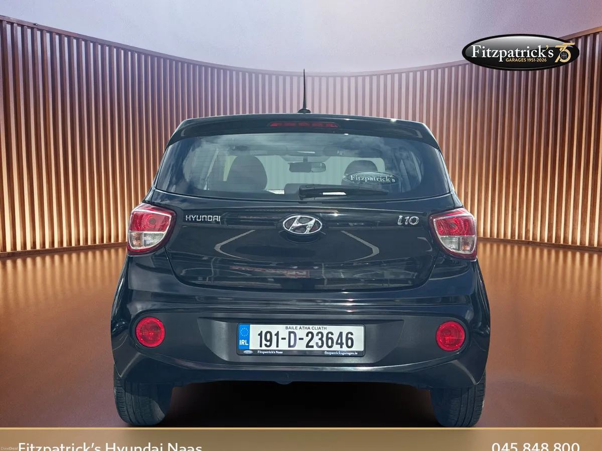 Hyundai i10 Classic 1.0 Petrol - Image 5