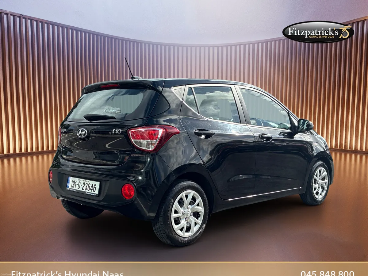 Hyundai i10 Classic 1.0 Petrol - Image 3