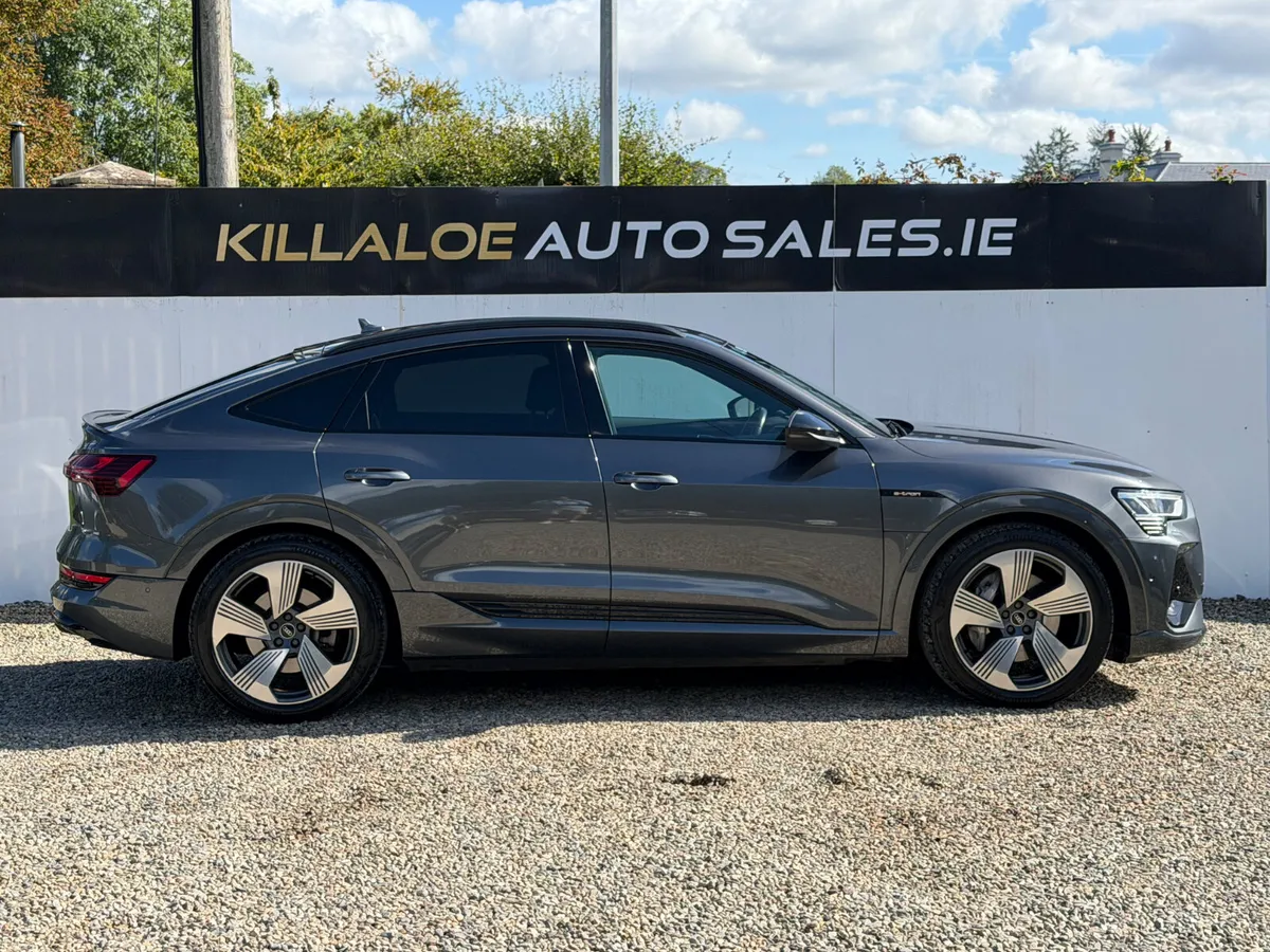 2023 Audi E-Tron Sportback S-Line 55 Quattro - Image 5