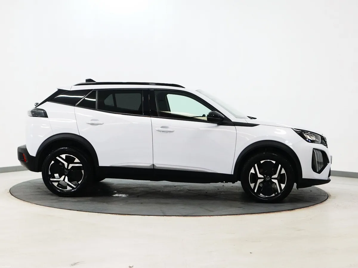 *3* 2024 Peugeot 2008 1.2 allure puretech - Image 2