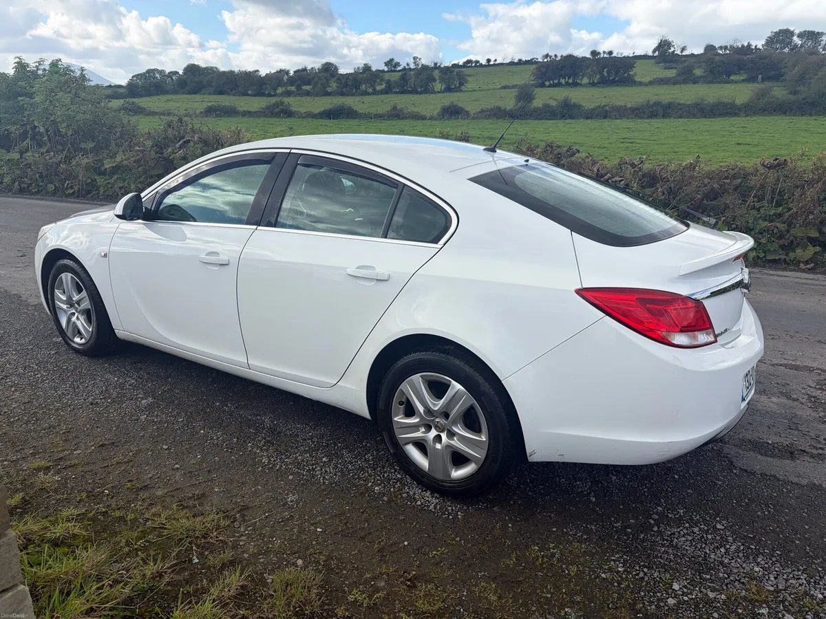2013 Vauxhall Insignia , low mileage - Image 6