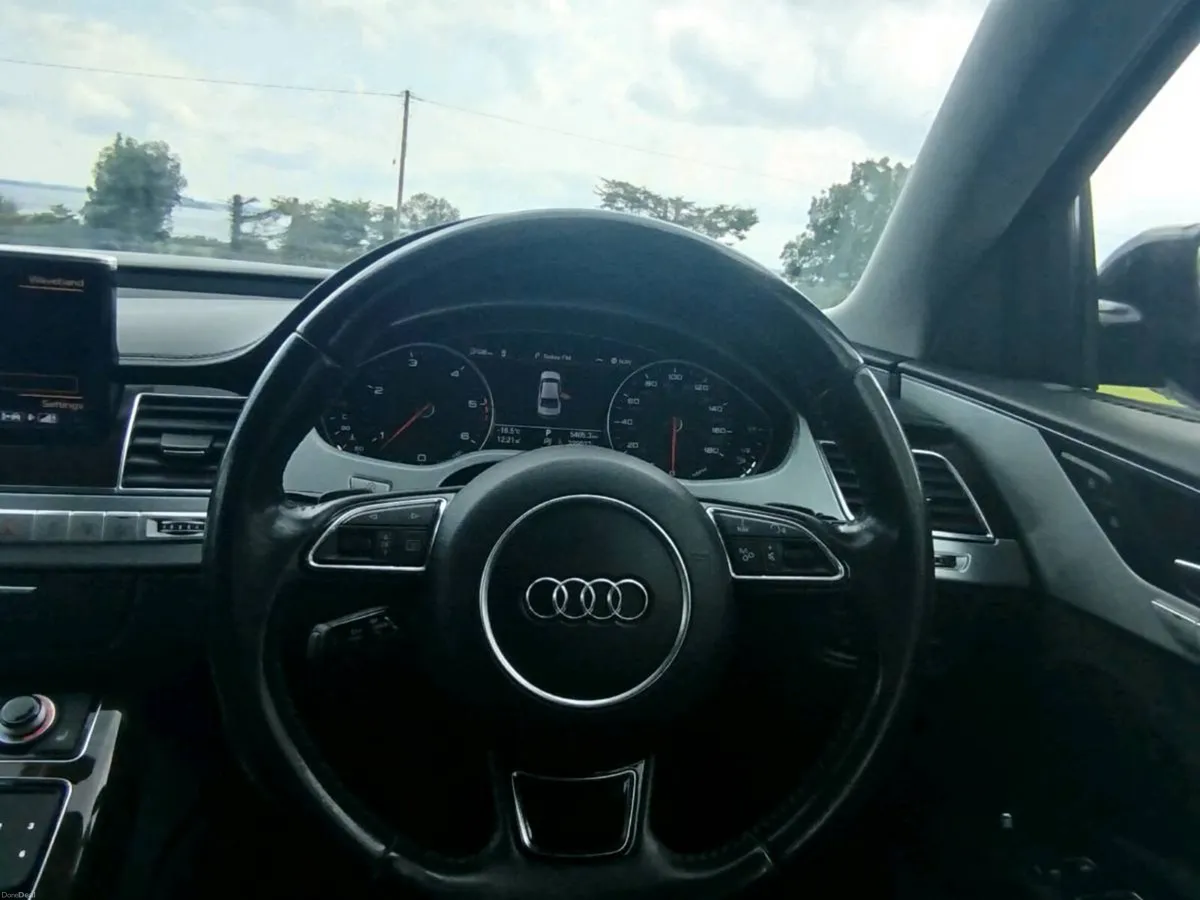 Audi A8 - Image 4