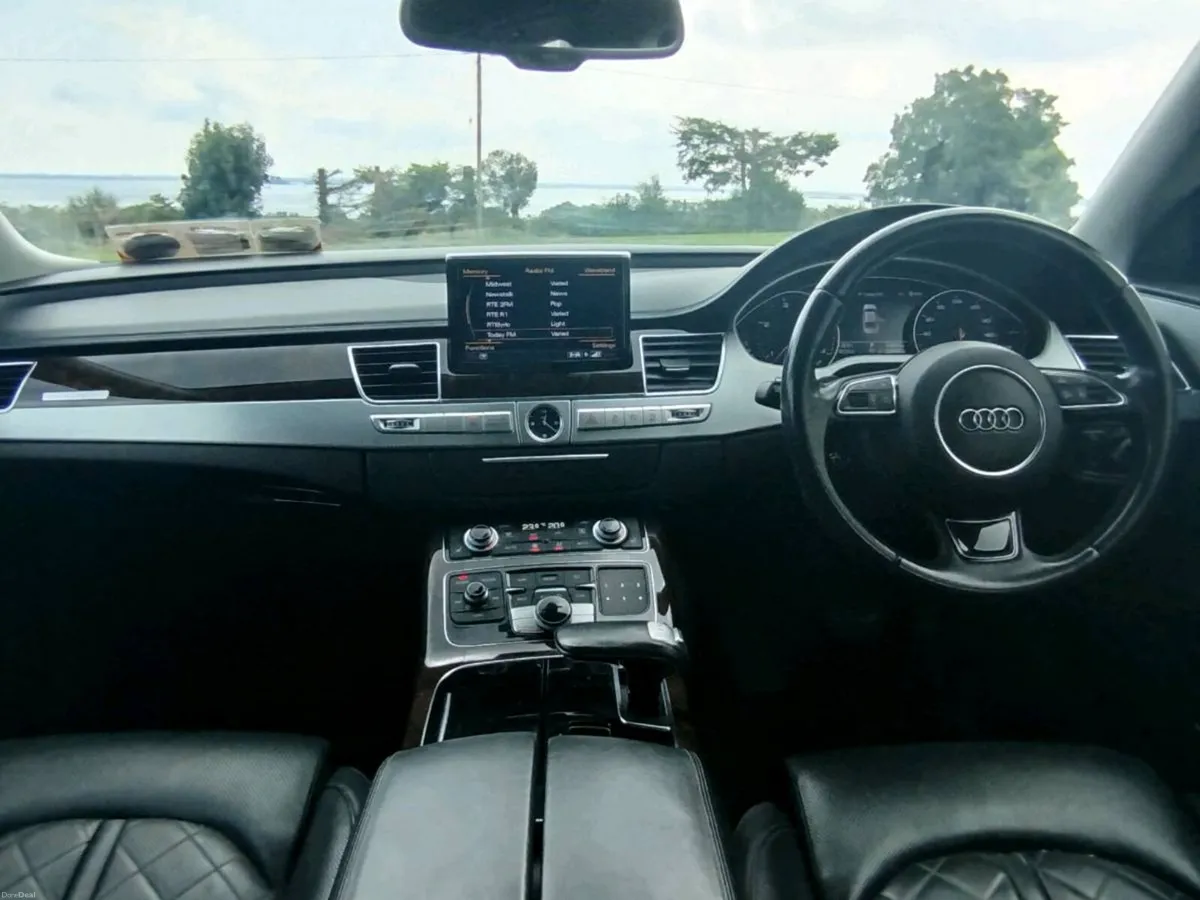 Audi A8 - Image 6