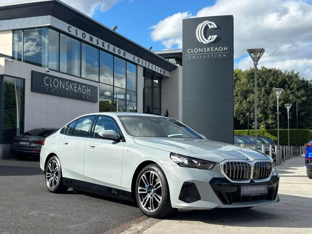 BMW i5 EDRIVE40 M SPORT - Image 1