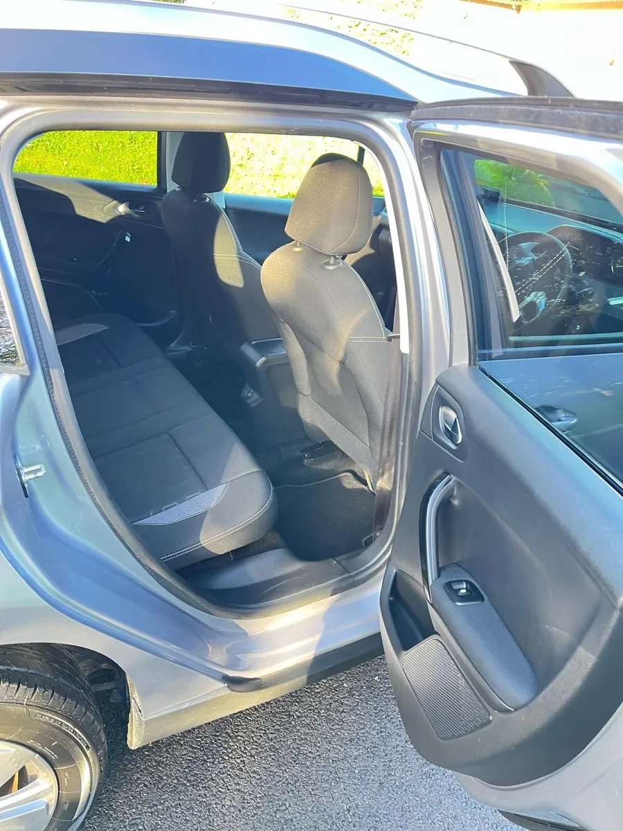 Peugeot 2008 2019 - Image 5