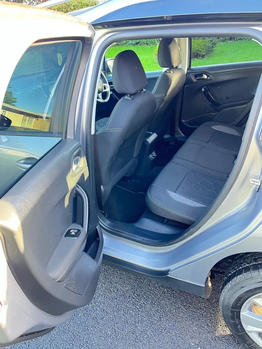 Peugeot 2008 2019 - Image 6