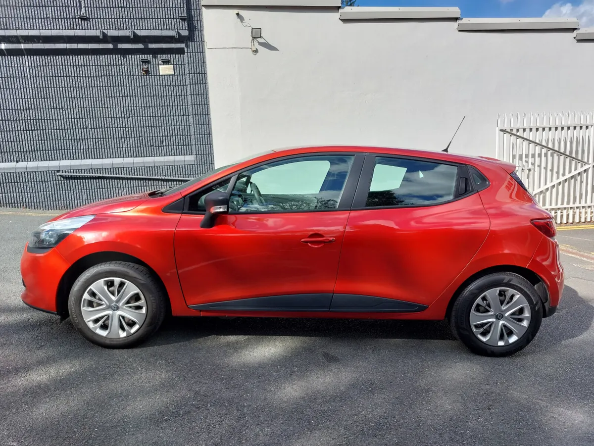 Renault Clio 2016 1.2 Petrol - Image 4