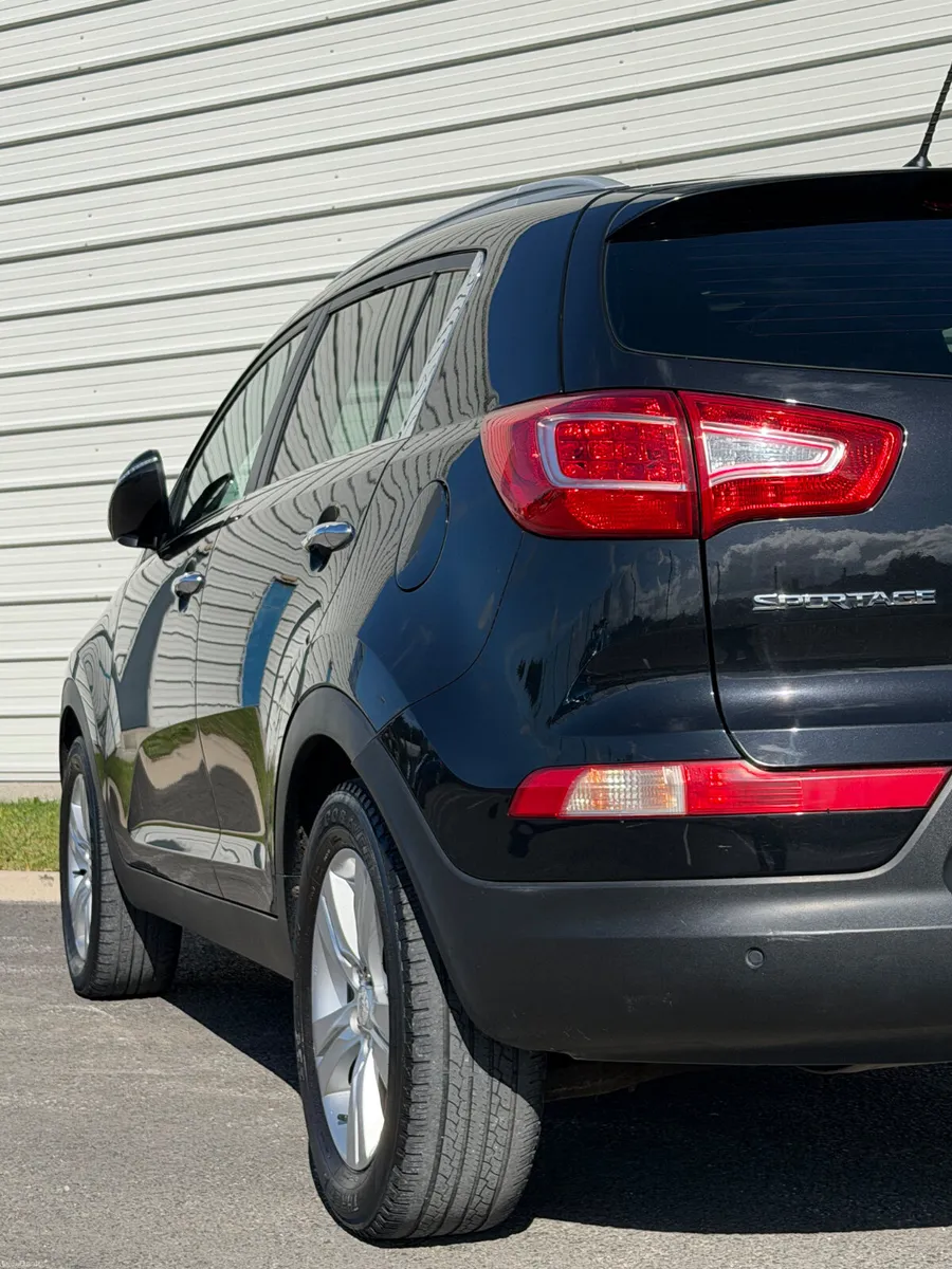 Kia Sportage PLATINUM *LowKMS - Image 5