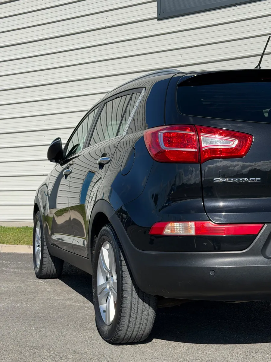 Kia Sportage PLATINUM *LowKMS - Image 6