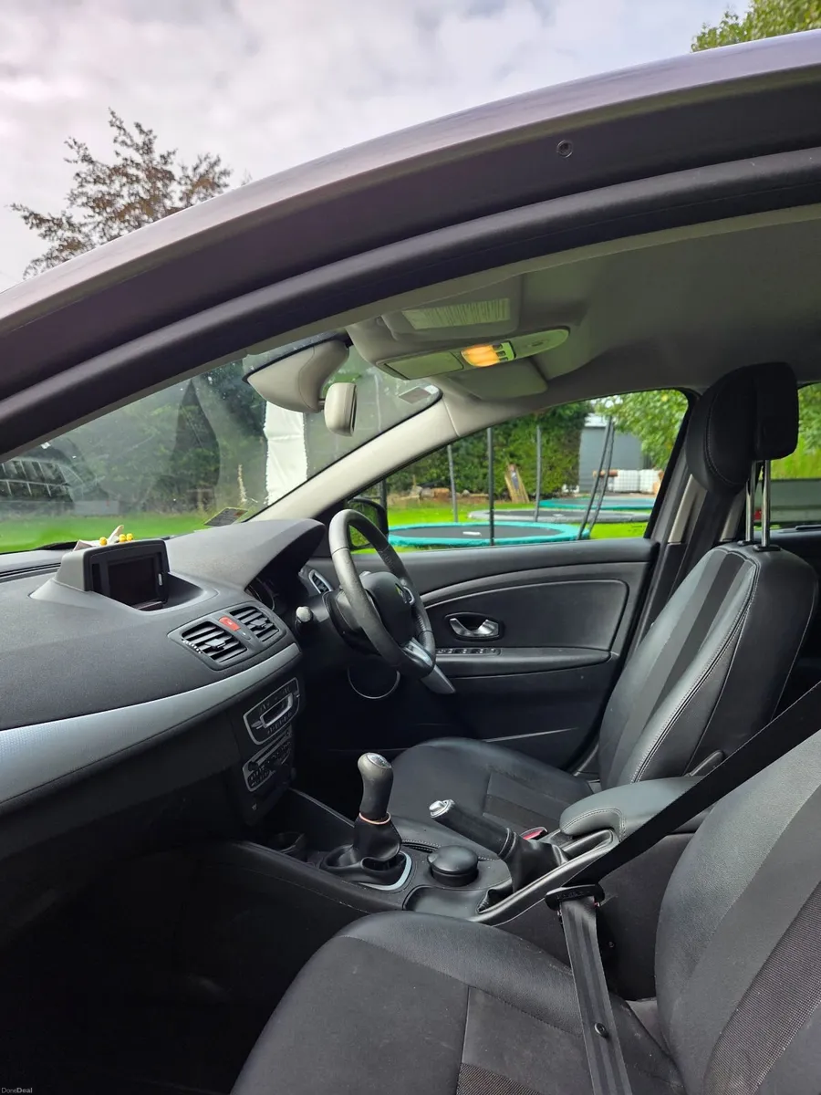 Renault Fluence 2010 - Image 5