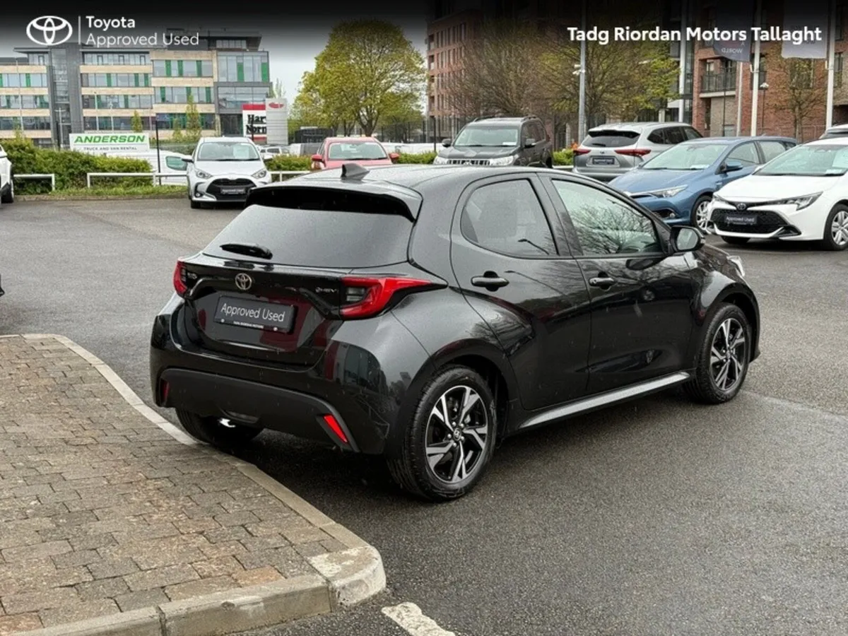 Toyota Yaris HEV Lunasport *** SAVE €3500 ON THIS - Image 2