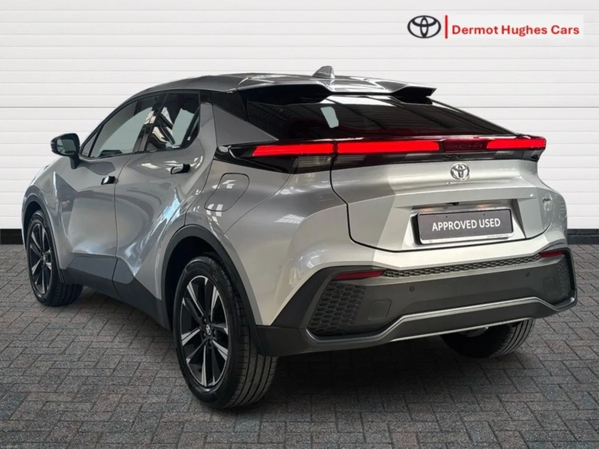 Toyota C-HR HYBRID SPORT AUTO - Image 2