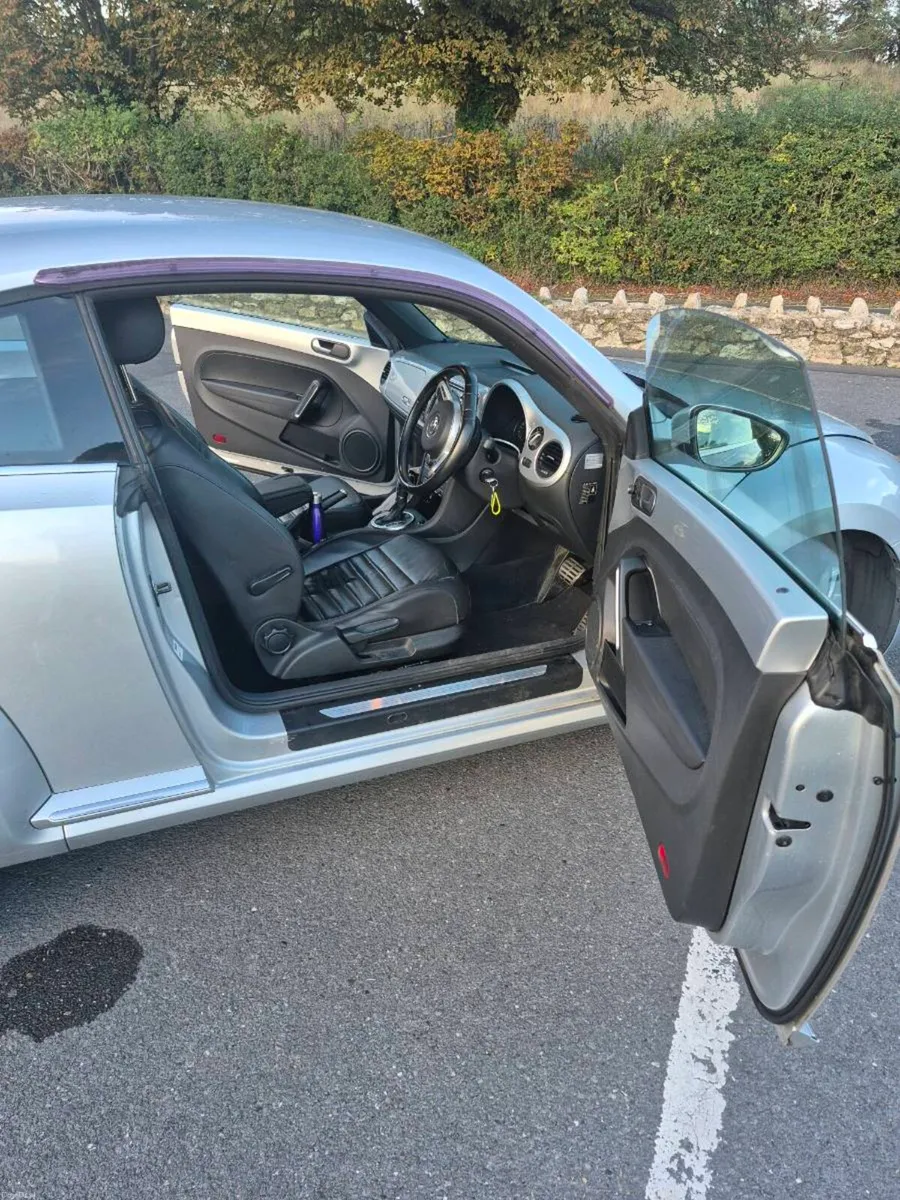 VW beetle - Image 4