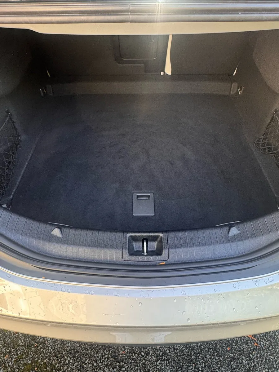 Mercedes C180 1.6 Automatic Reverse Camera - Image 4