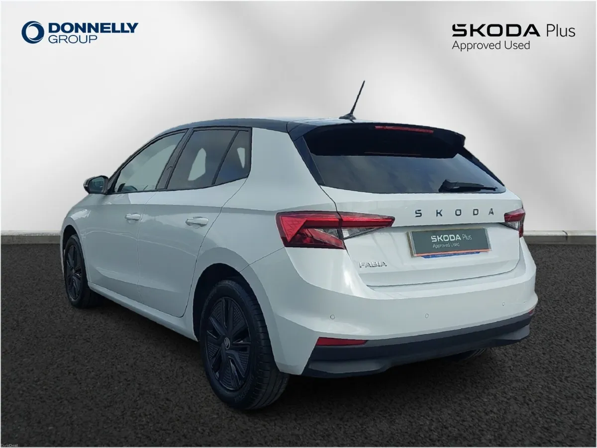 Skoda FABIA 1.0 TSI 116 Design Edition 5dr - Image 3