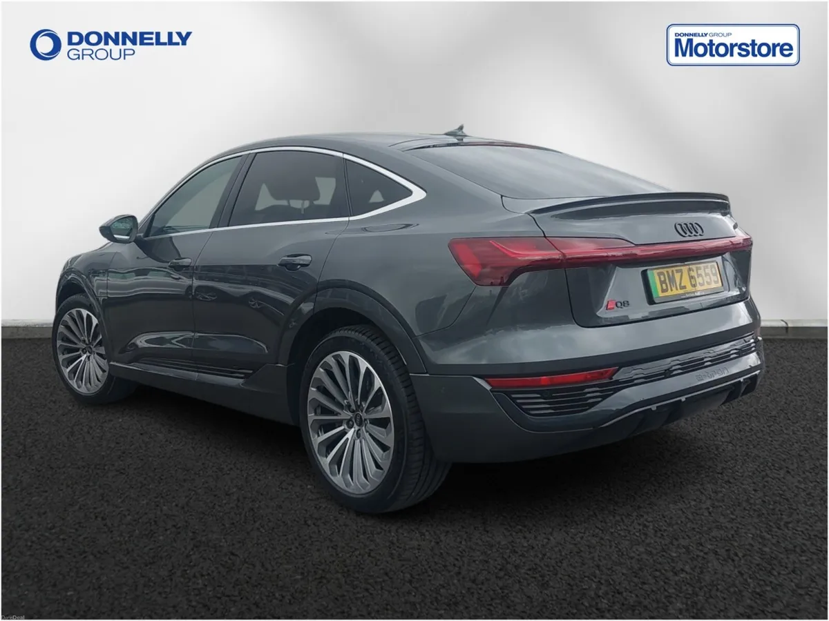 Audi Q8 300kW 55 Quattro 114kWh S Line 5dr Auto - Image 2