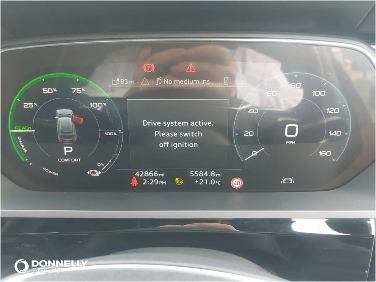 Audi Q8 300kW 55 Quattro 114kWh S Line 5dr Auto - Image 6
