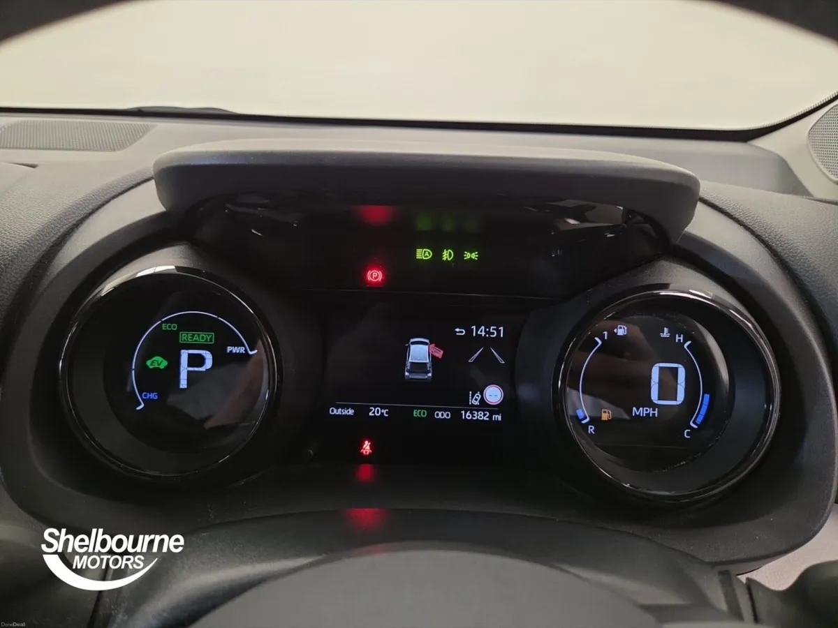 Toyota Yaris 1.5 Hybrid Excel 5dr CVT - Image 6