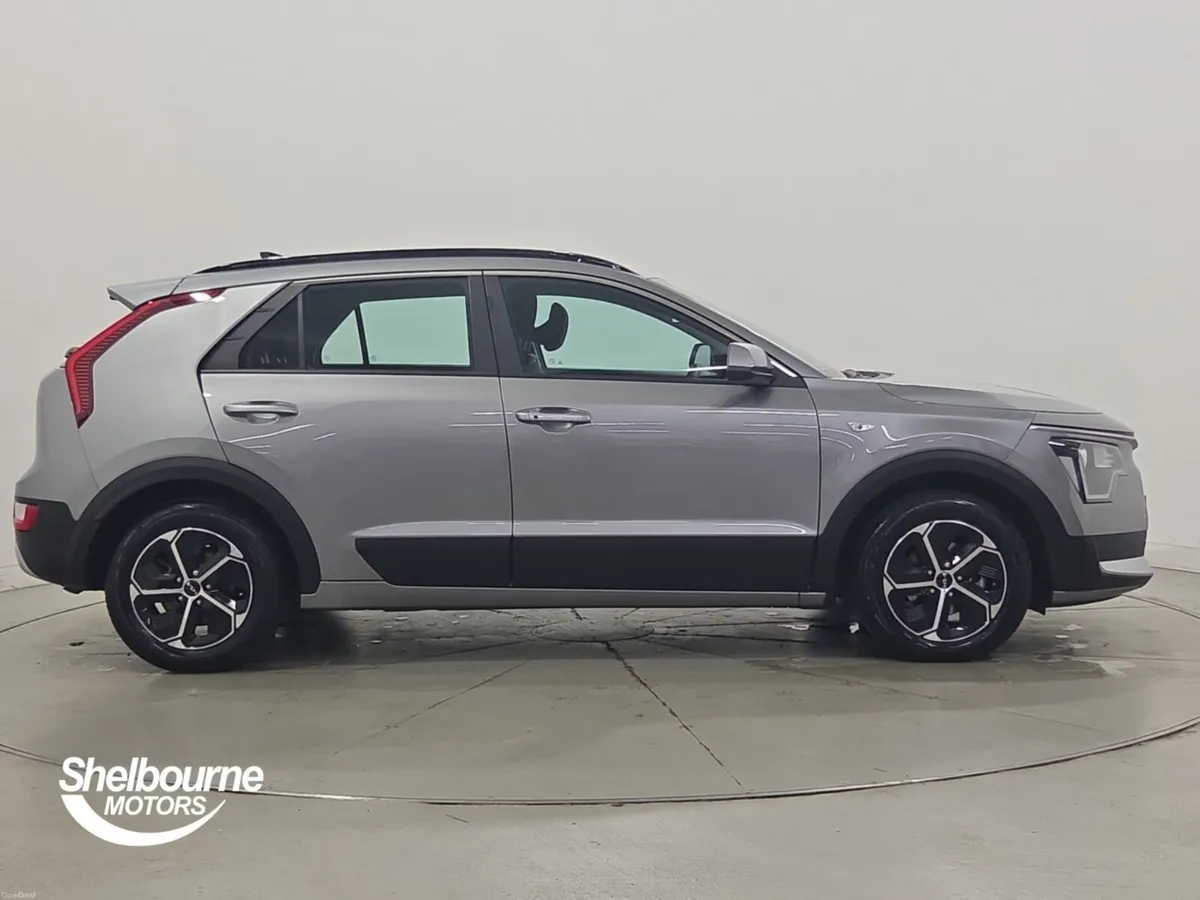 Kia Niro 1.6 GDi 127 Hybrid 2 Nav 5dr DCT - Image 3