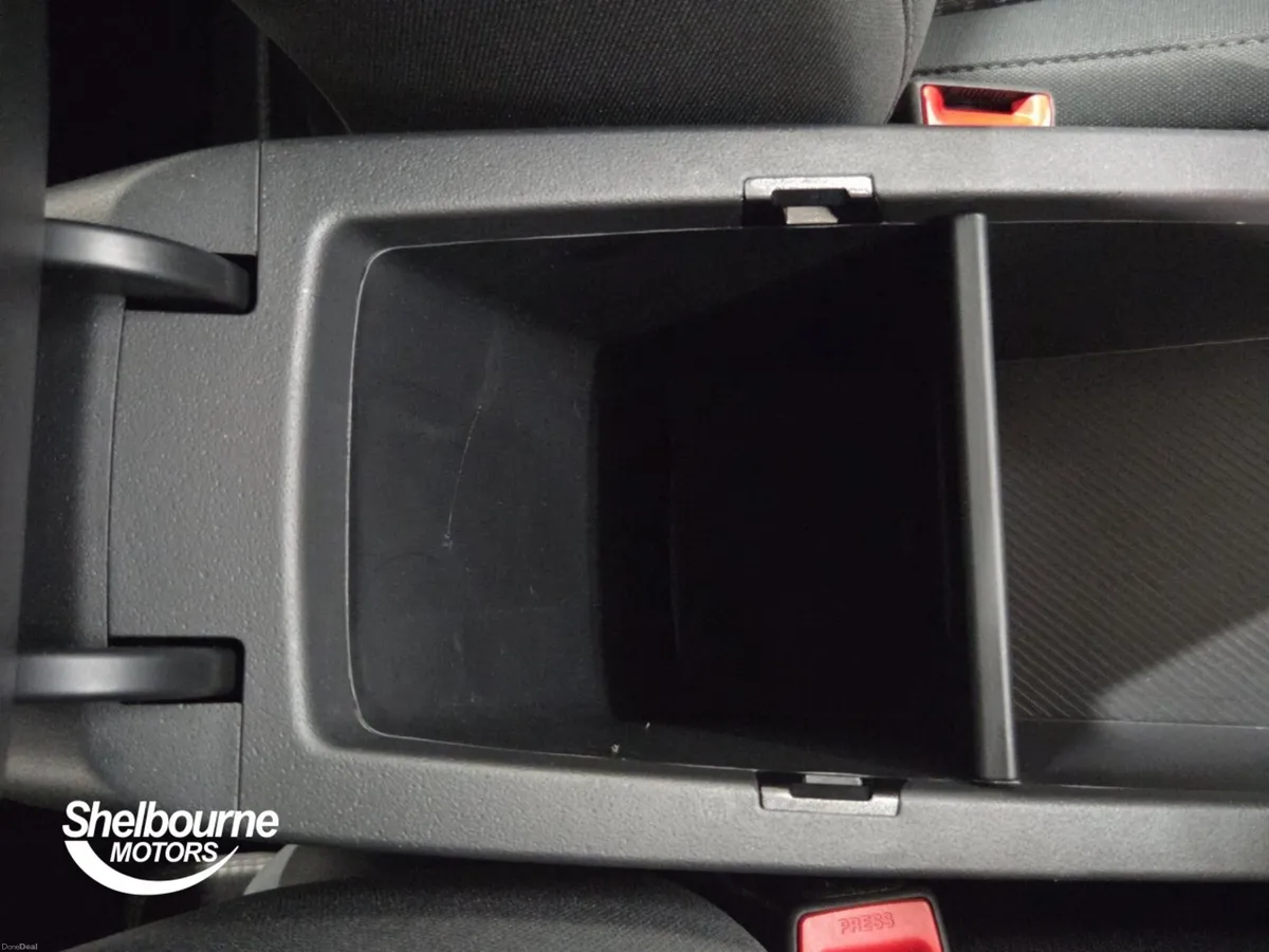 Kia Niro 1.6 GDi 127 Hybrid 2 Nav 5dr DCT - Image 6