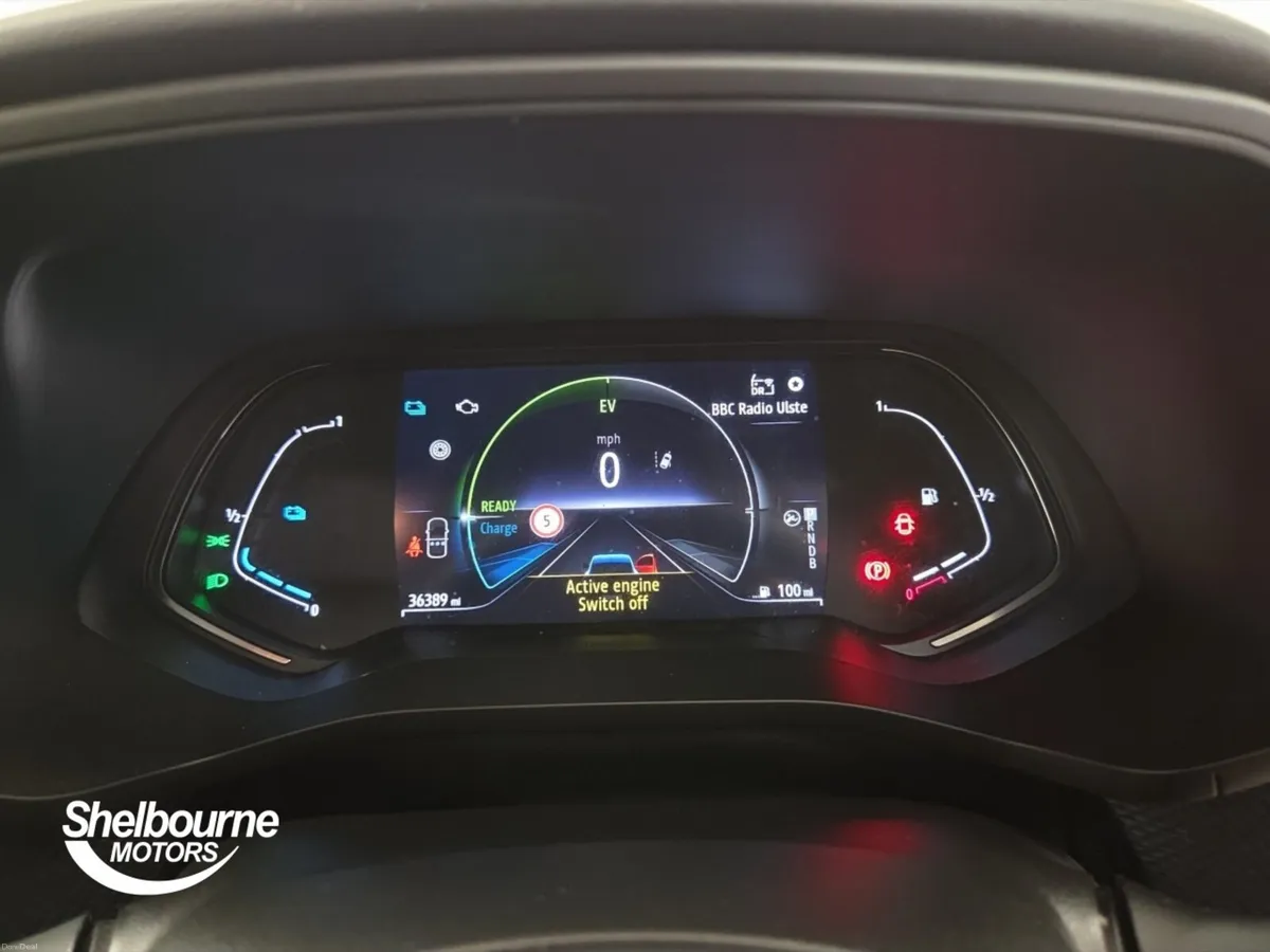 Renault Arkana 1.6 E-TECH Hybrid 145 Iconic 5dr Au - Image 6