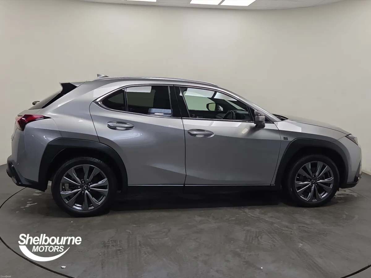 Lexus UX 250h 2.0 F-Sport Design 5dr CVT - Image 3