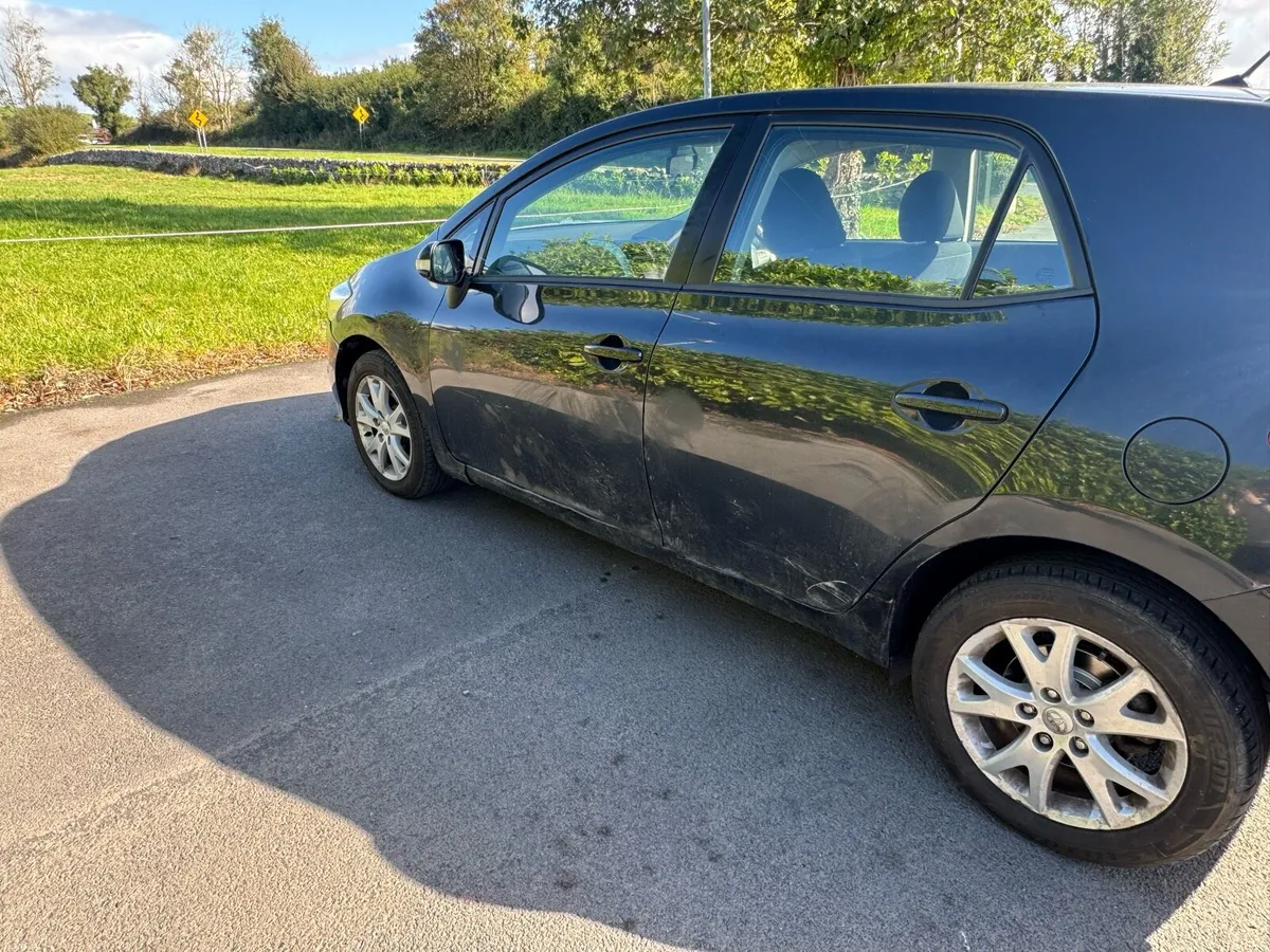 2012 Toyota Auris - Image 6