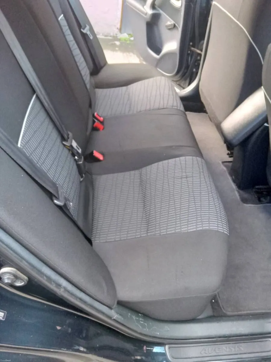 2013 Toyota Avensis - Image 4